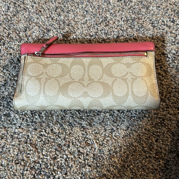 Auth Coach Wallet - Picture 3 of 7